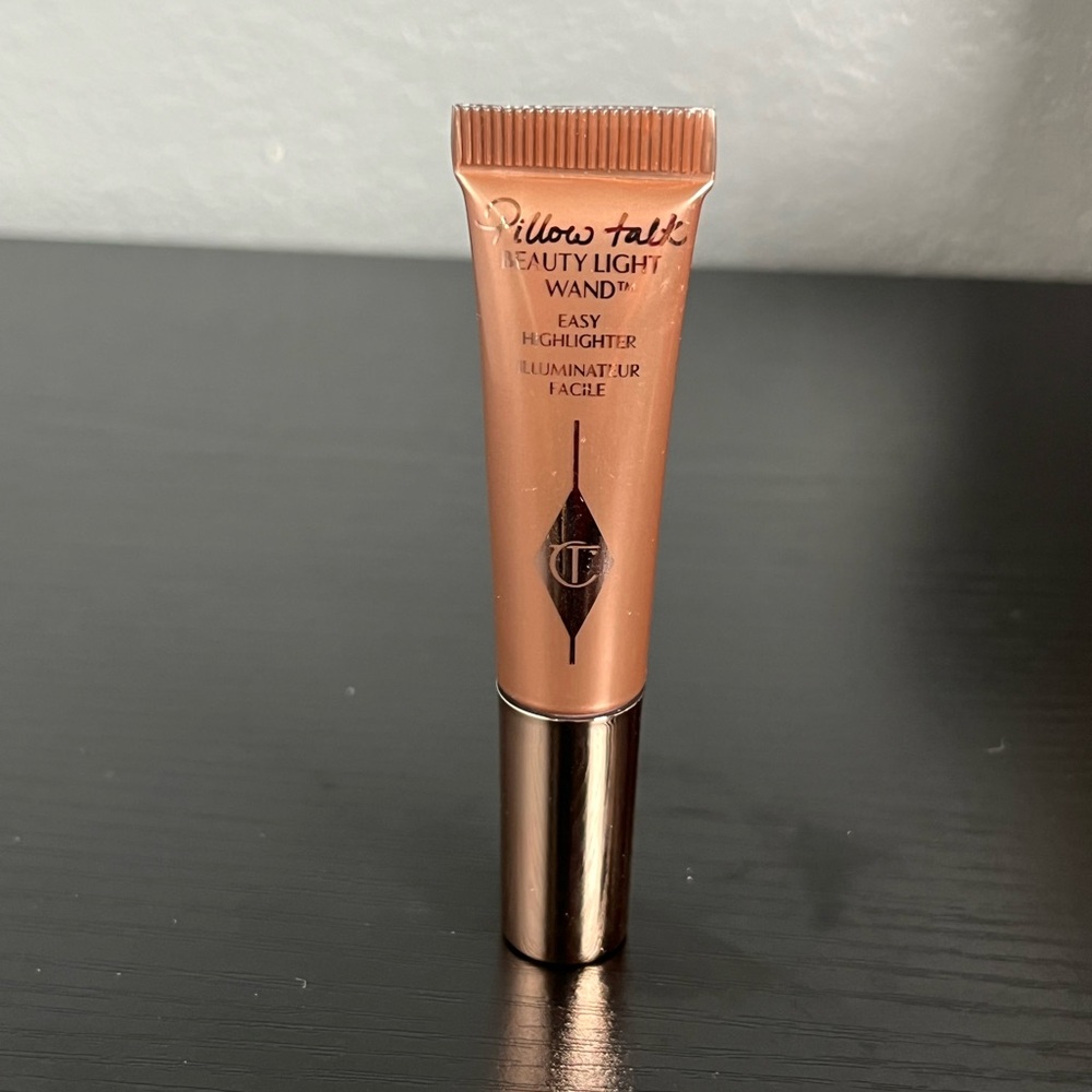 Charlotte Tilbury Pillow Talk Beauty Light Wand - Radiant Tan